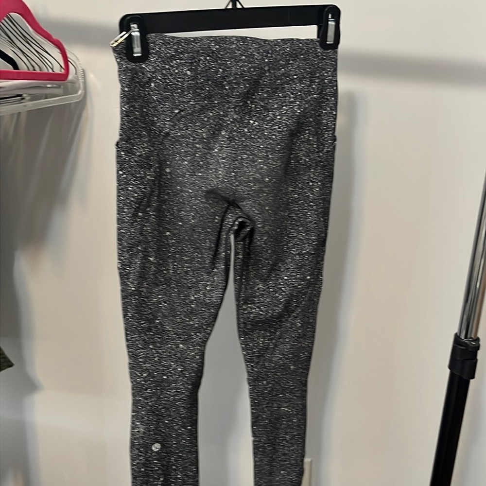 Lululemon extra small